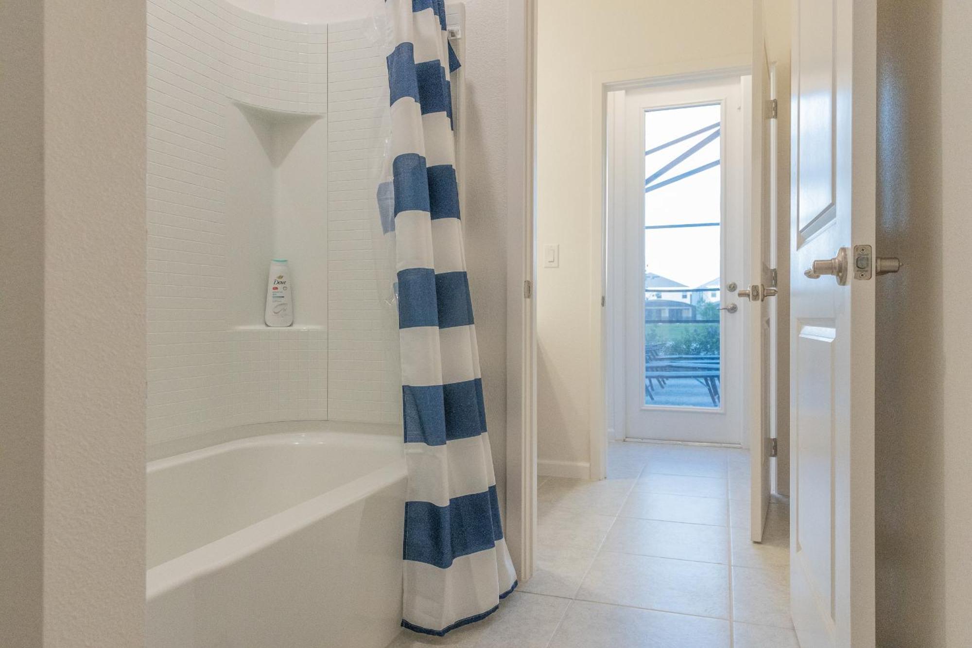 Waterfront Brand New Modern Luxury 8 Bedroom Pool House! Sleeps 16 Kissimmee Extérieur photo