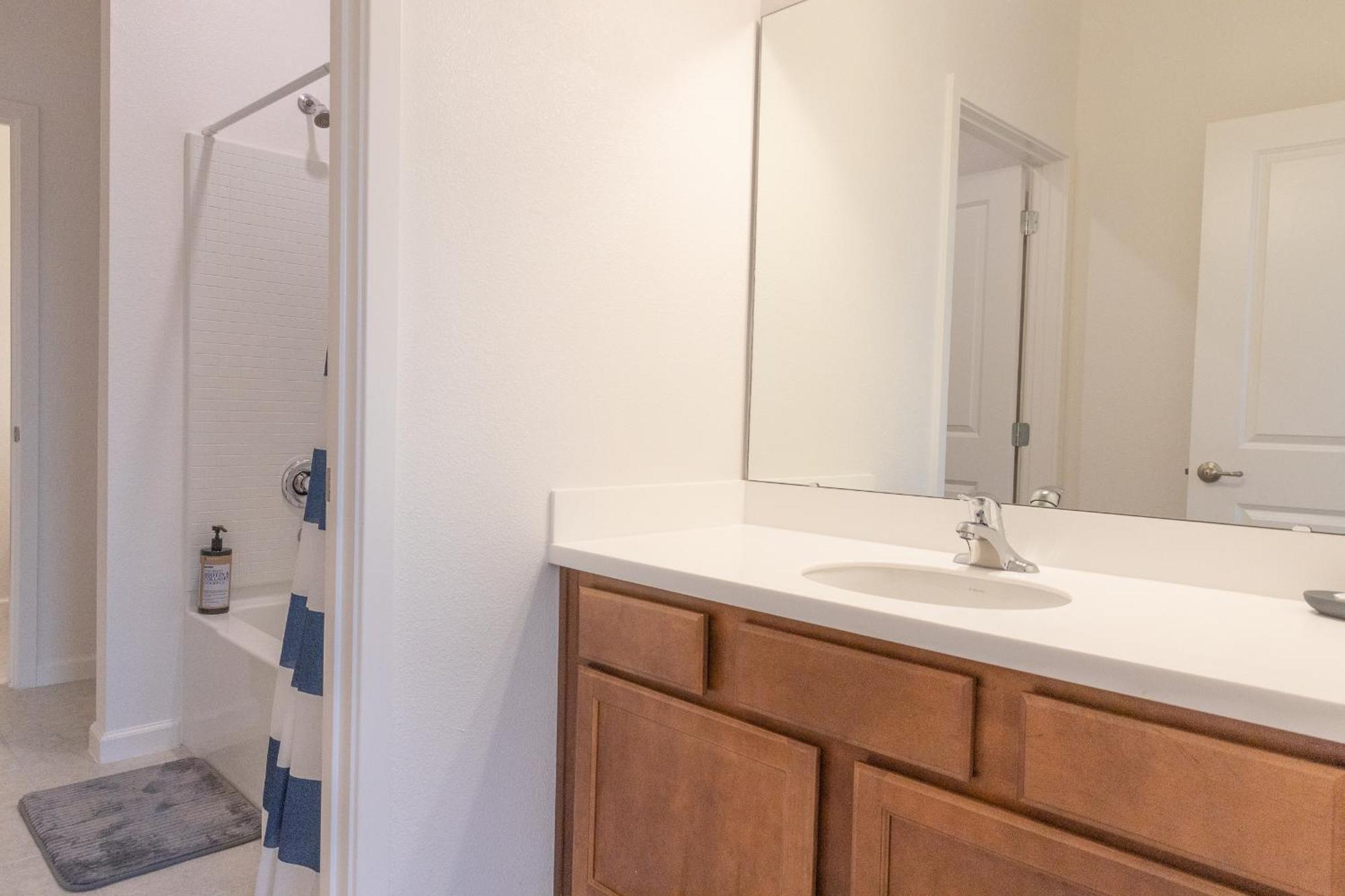 Waterfront Brand New Modern Luxury 8 Bedroom Pool House! Sleeps 16 Kissimmee Extérieur photo