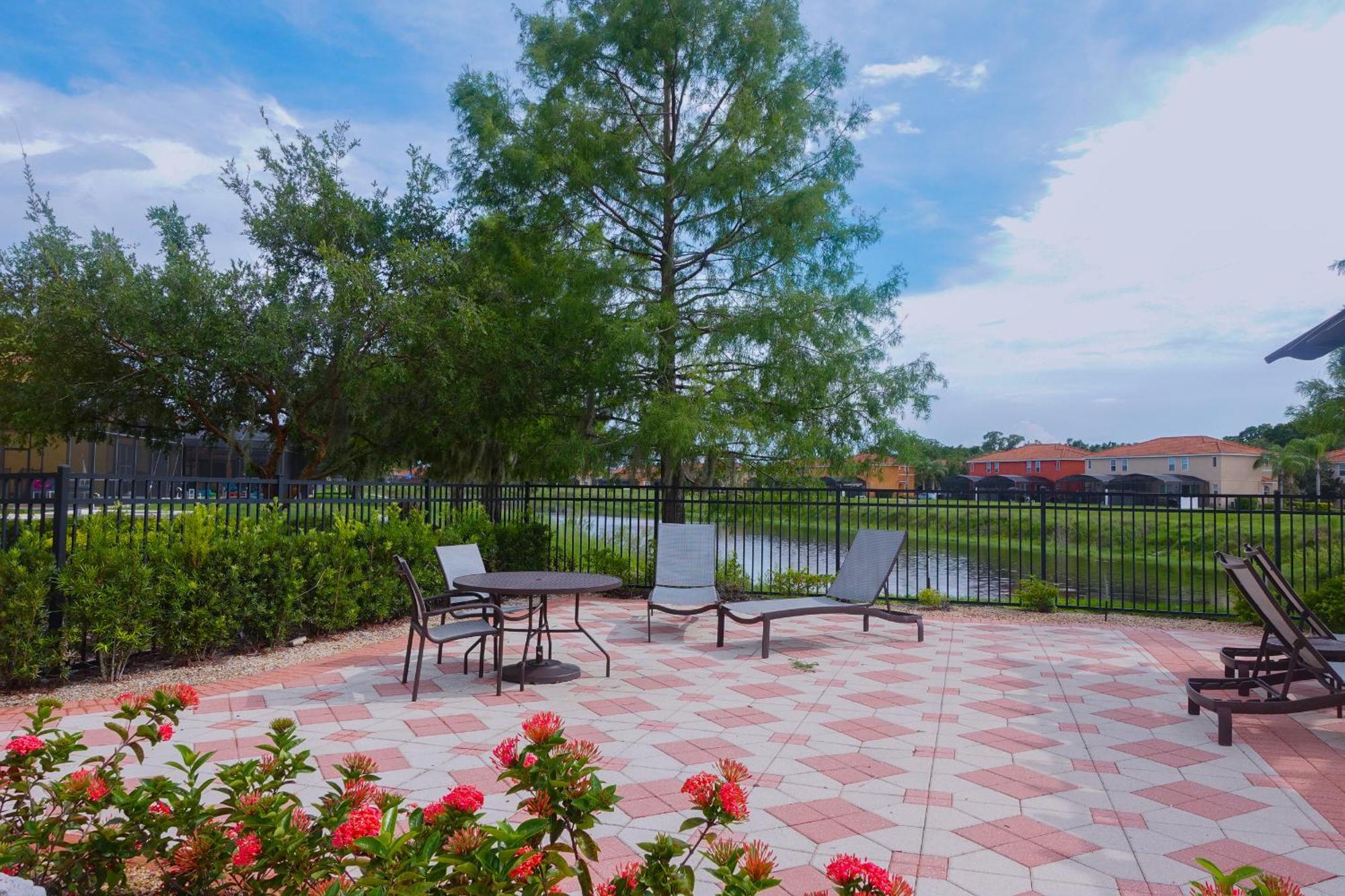 Waterfront Brand New Modern Luxury 8 Bedroom Pool House! Sleeps 16 Kissimmee Extérieur photo