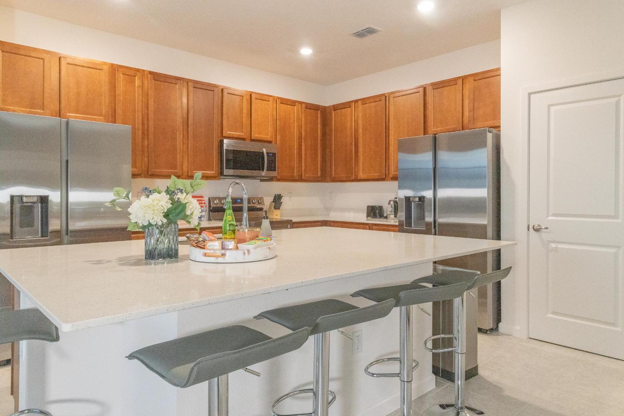 Waterfront Brand New Modern Luxury 8 Bedroom Pool House! Sleeps 16 Kissimmee Extérieur photo